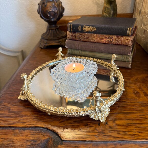 Hollywood Regency Cherub Footed Vanity Mirror/Tray - Picture 16 of 17